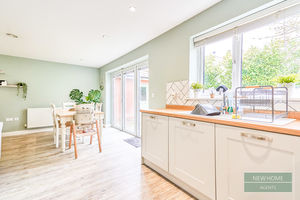 Photo 19- click for photo gallery